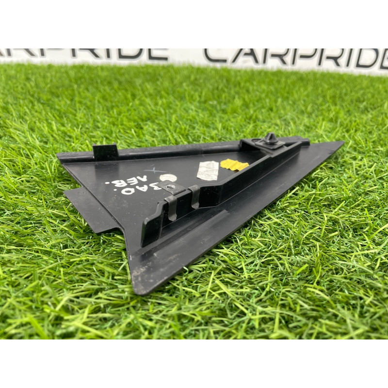 Молдинг двери (уголок) внешний (наружные элементы кузова) AUDI A4 B8 8K5853273Q