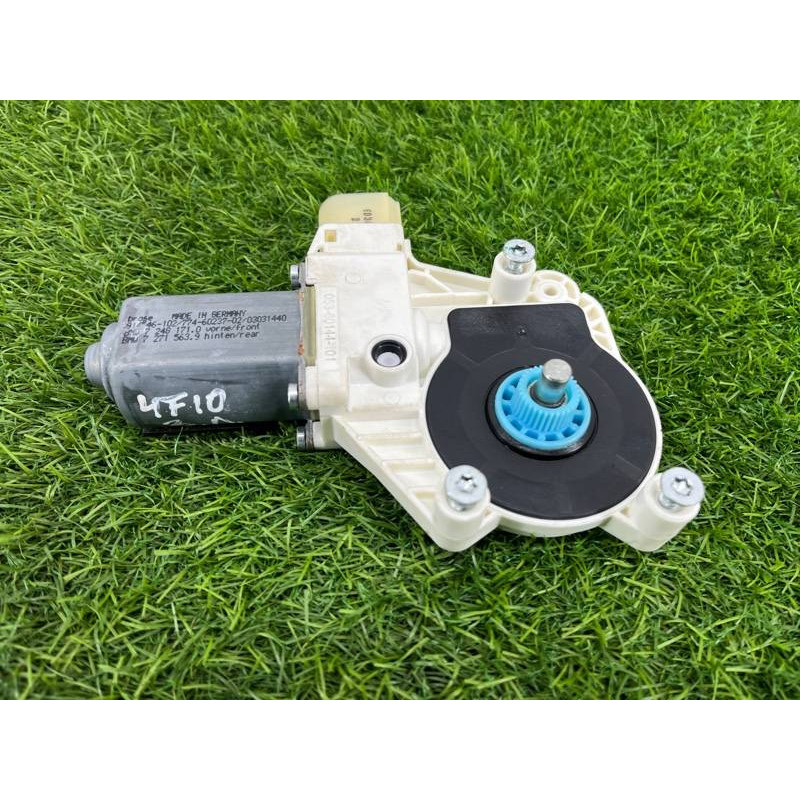 Мотор стеклоподъемника (электрика) BMW 5-series F10 2011 3.0 N55B30 51337271563