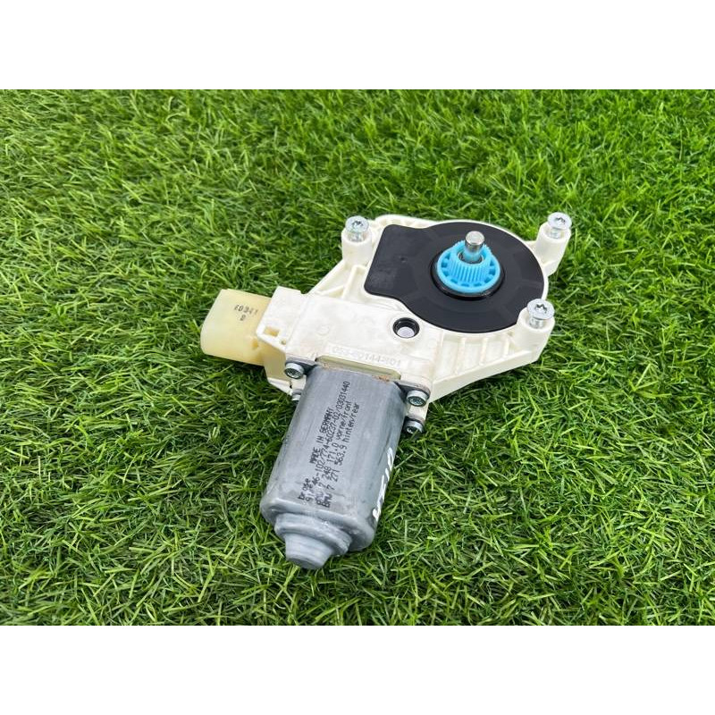 Мотор стеклоподъемника (электрика) BMW 5-series F10 2011 3.0 N55B30 51337271563