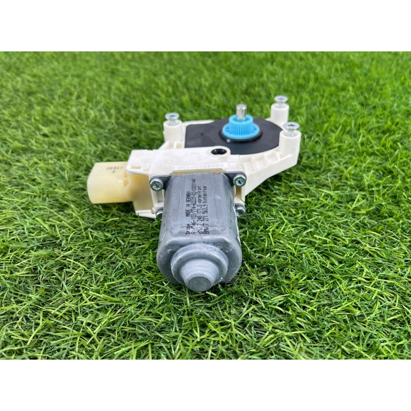 Мотор стеклоподъемника (электрика) BMW 5-series F10 2011 3.0 N55B30 51337271563