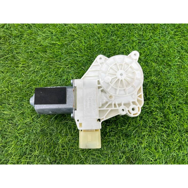 Мотор стеклоподъемника (электрика) BMW 5-series F10 2011 3.0 N55B30 51337271563