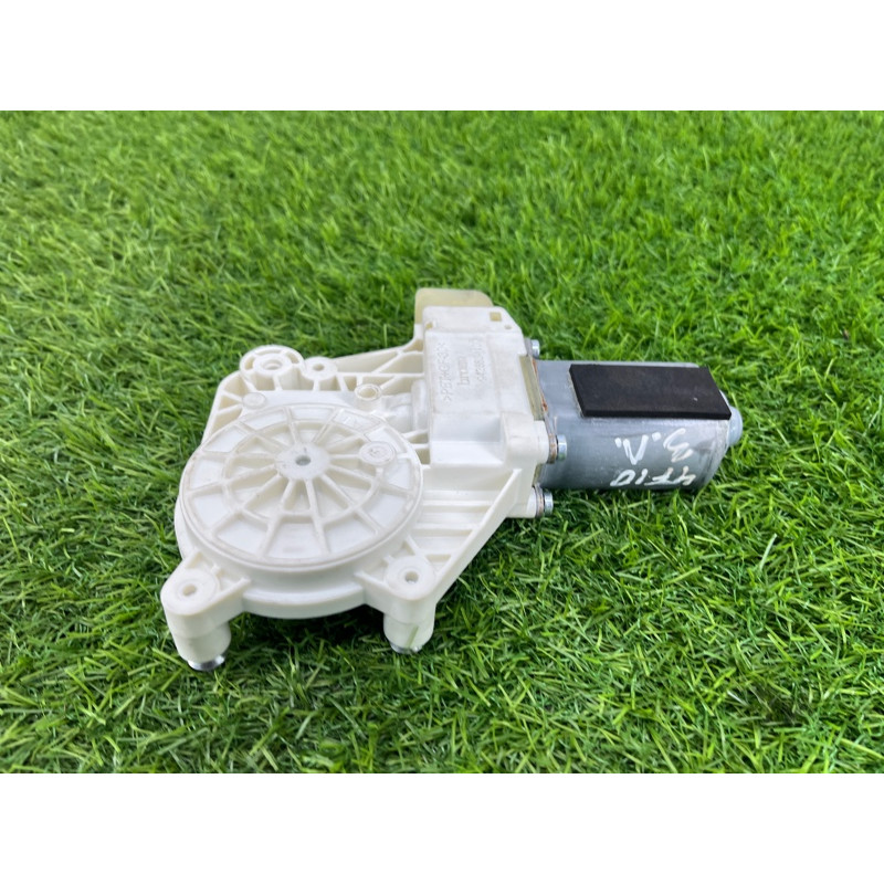 Мотор стеклоподъемника (электрика) BMW 5-series F10 2011 3.0 N55B30 51337271563