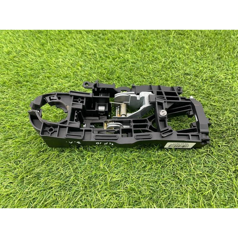 Кронштейн ручки двери (кузов и элементы) BMW 5-series F10 2011 3.0 N55B30 51217175649