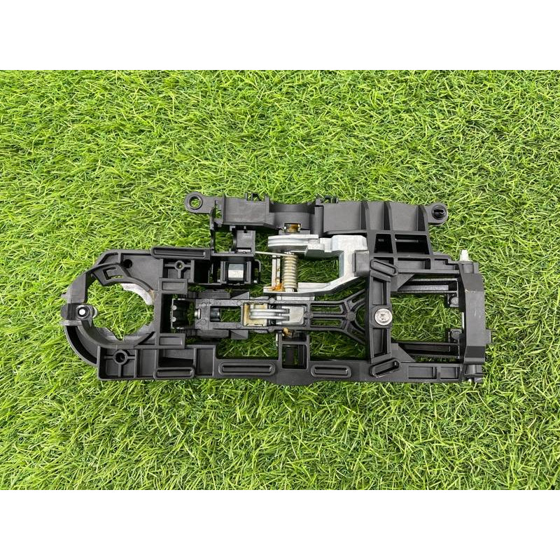 Кронштейн ручки двери (кузов и элементы) BMW 5-series F10 2011 3.0 N55B30 51217175649