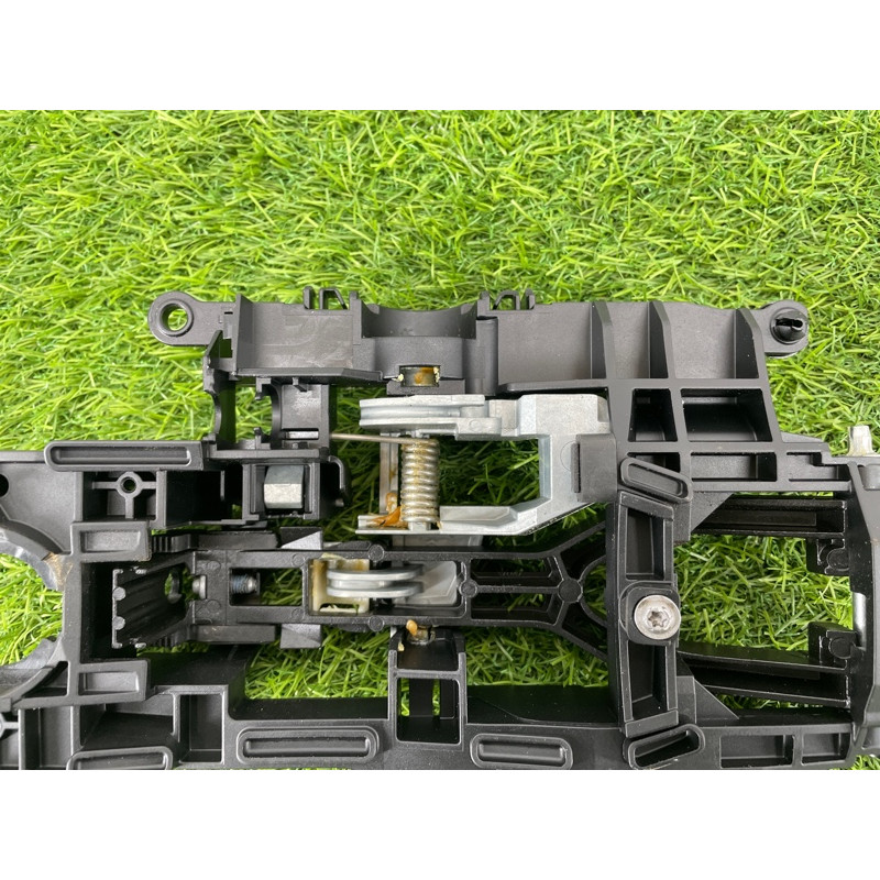 Кронштейн ручки двери (кузов и элементы) BMW 5-series F10 2011 3.0 N55B30 51217175649