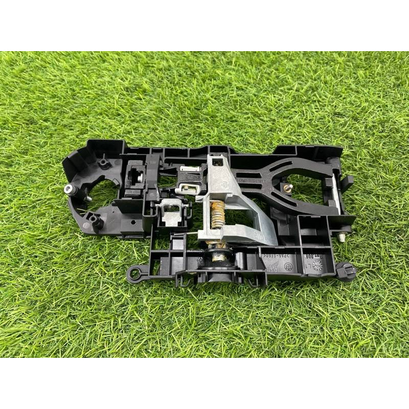 Кронштейн ручки двери (кузов и элементы) BMW 5-series F10 2011 3.0 N55B30 51217175649