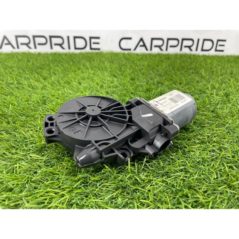 Мотор стеклоподъемника (электрика) KIA Optima TF 834602T000