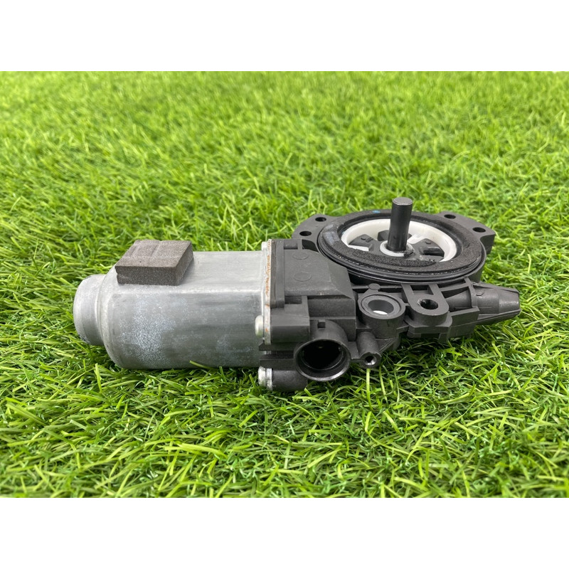 Мотор стеклоподъемника (электрика) KIA Optima TF 834602T000