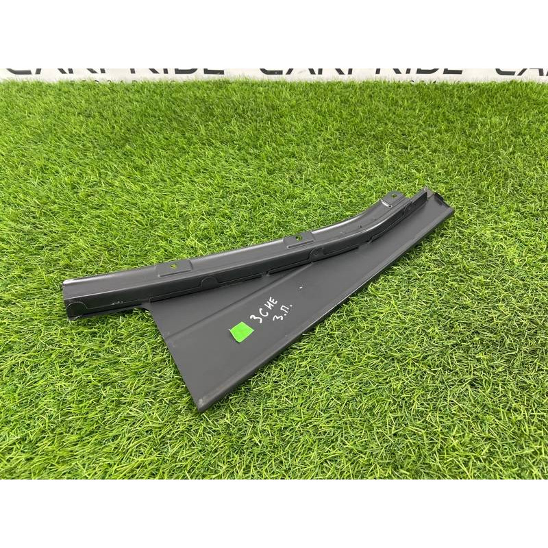 Бічна накладка двері (кузов і елементи) Jeep Cherokee Trailhawk 2014 2.4 68102578AC