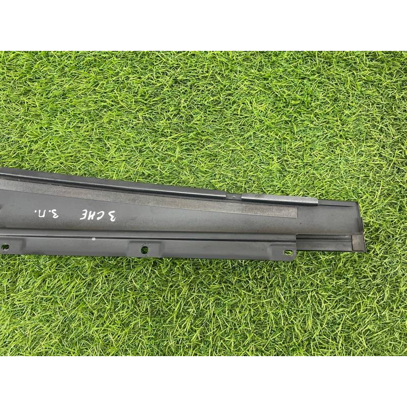 Накладка стійки (кузов і елементи) Jeep Cherokee Trailhawk 2014 2.4 68102576AA