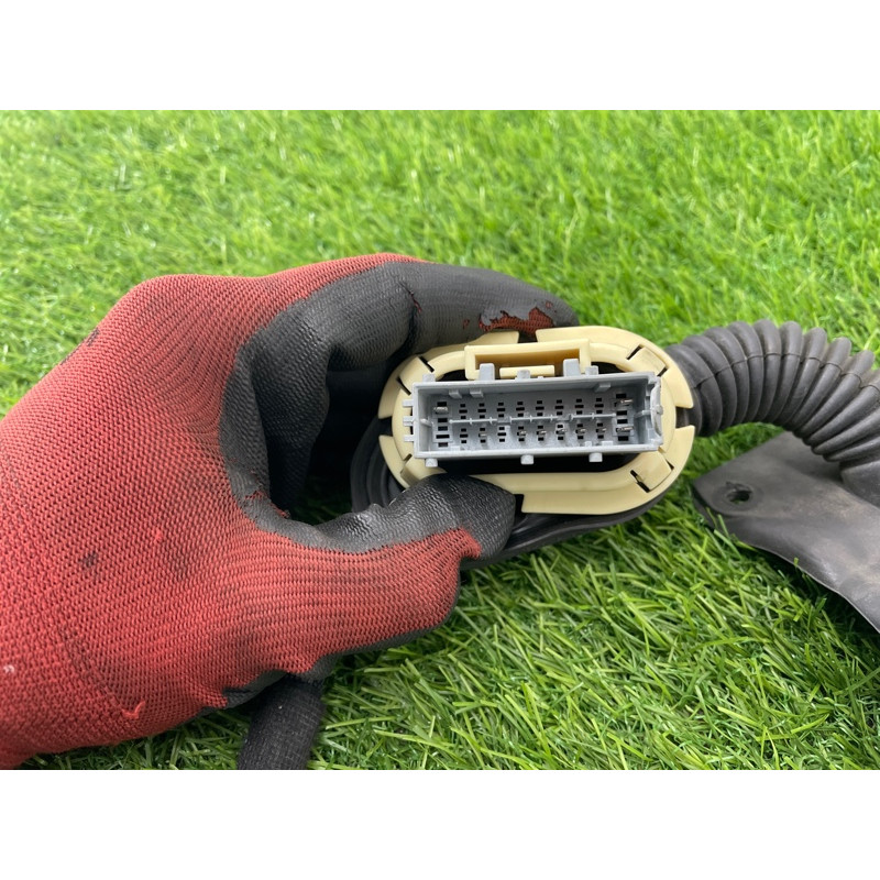 Проводка дверная (электрика) Jeep Cherokee Trailhawk 2014 2.4 68111046AD