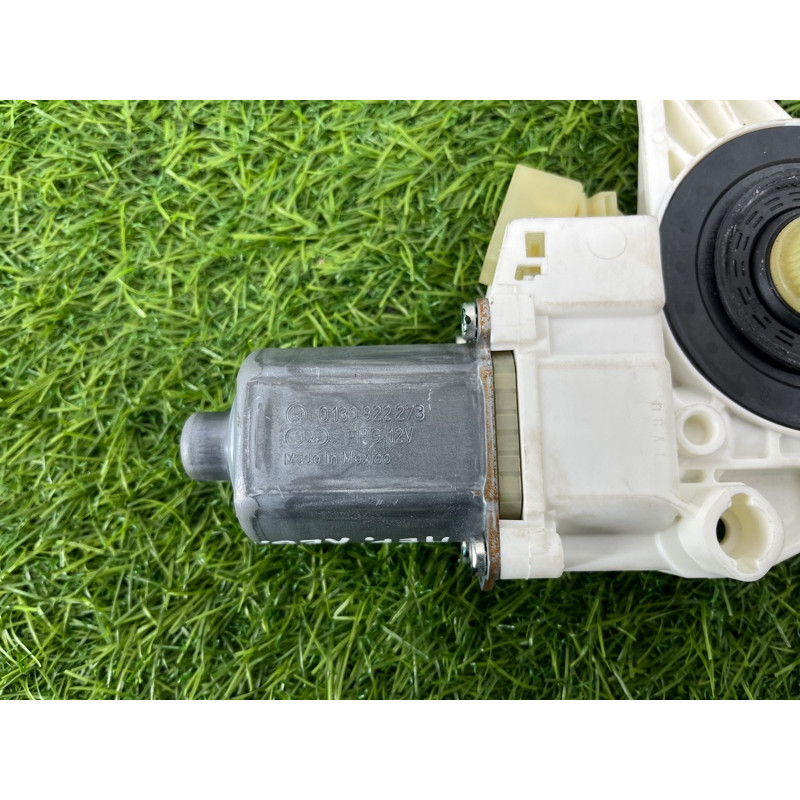 Мотор стеклоподъемника (электрика) Mercedes-Benz GL X164 2012 4.6 A2518200742