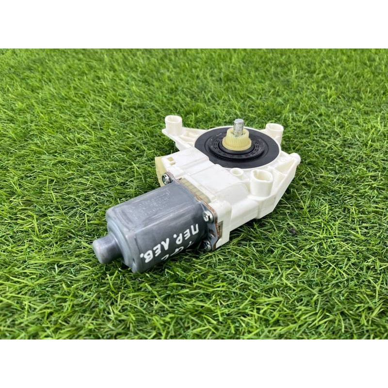 Мотор стеклоподъемника (электрика) Mercedes-Benz GL X164 2012 4.6 A2518200742