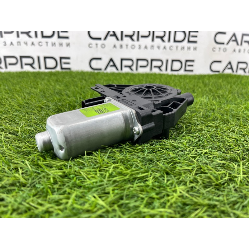 Мотор стеклоподъемника (электрика) Jeep Cherokee Trailhawk 2014 2.4 68227366AA