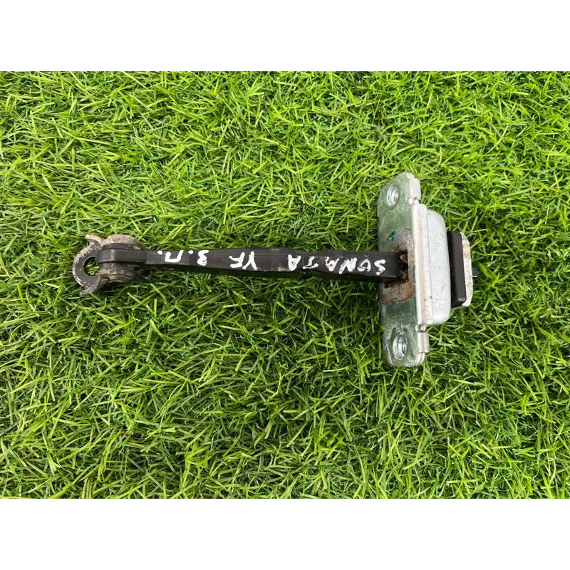 Ограничитель двери (кузов и элементы) Hyundai Sonata YF 794903S000