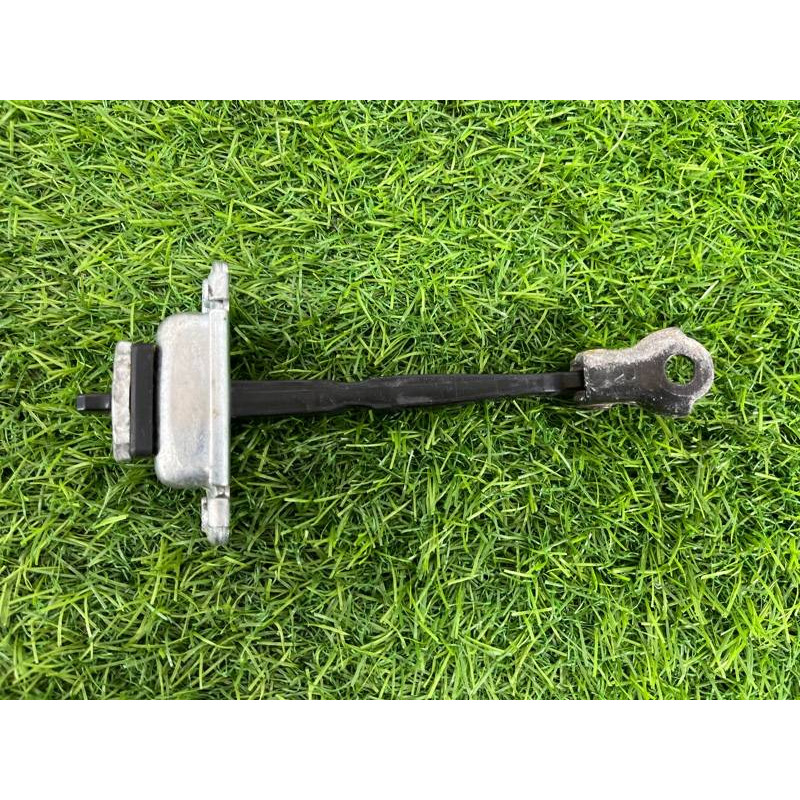 Ограничитель двери (кузов и элементы) Hyundai Sonata YF 794903S000