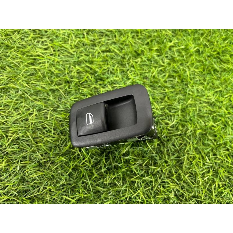 Кнопка стеклоподъемника (электрика / кнопки) Jeep Cherokee Trailhawk 2014 2.4 56046555AC