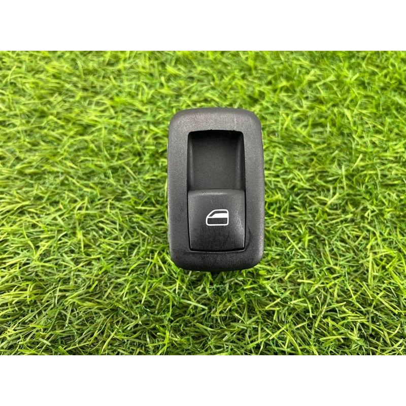 Кнопка стеклоподъемника (электрика / кнопки) Jeep Cherokee Trailhawk 2014 2.4 56046555AC