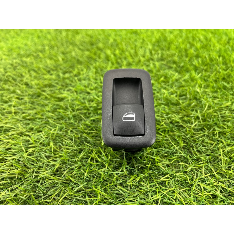 Кнопка стеклоподъемника (электрика / кнопки) Jeep Cherokee Trailhawk 2014 2.4 56046555AC