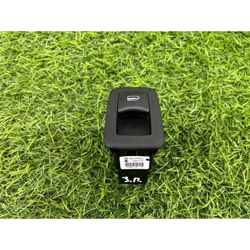 Кнопка стеклоподъемника (электрика / кнопки) Jeep Cherokee Trailhawk 2014 2.4 56046555AC