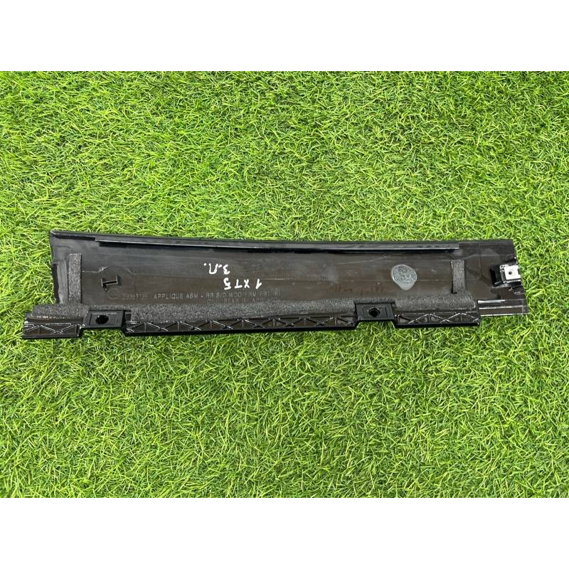 Накладка двери боковая (кузов и элементы) Cadillac Xt5 1 2016 3.6 23363735