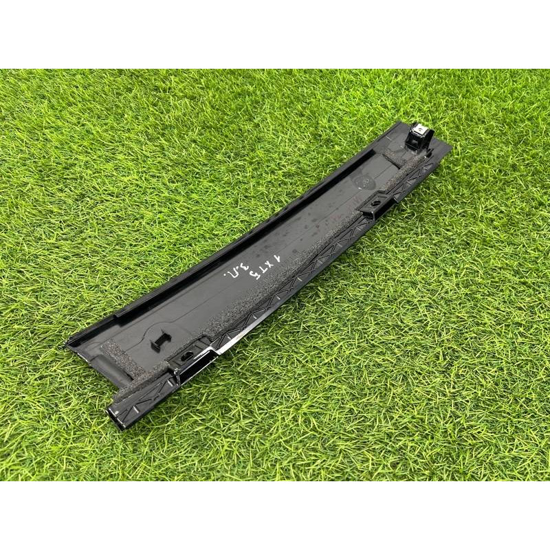 Накладка двери боковая (кузов и элементы) Cadillac Xt5 1 2016 3.6 23363735