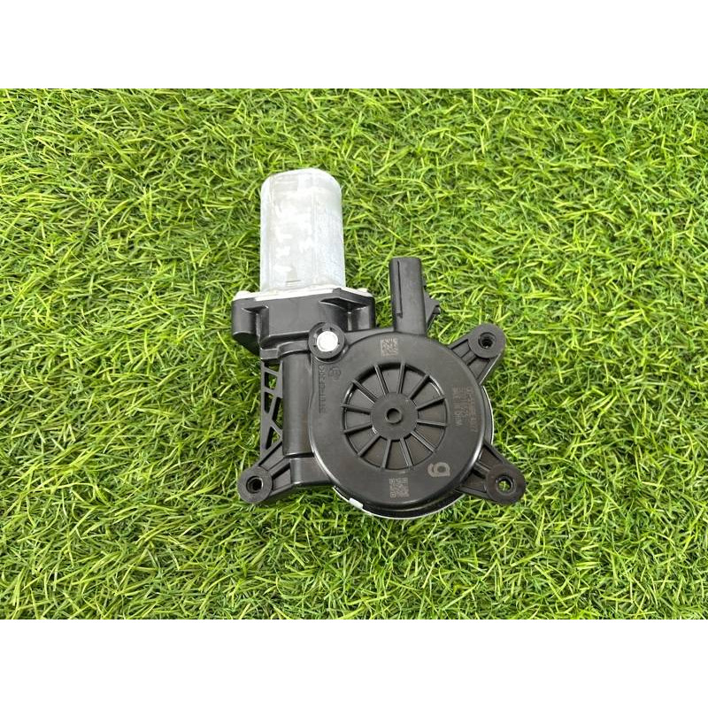 Мотор стеклоподъемника (электрика) Cadillac Xt5 1 2016 3.6 23467107