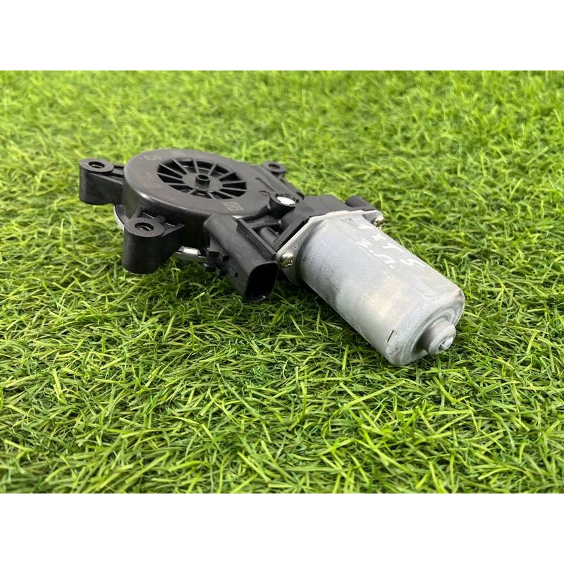 Мотор стеклоподъемника (электрика) Cadillac Xt5 1 2016 3.6 23467107