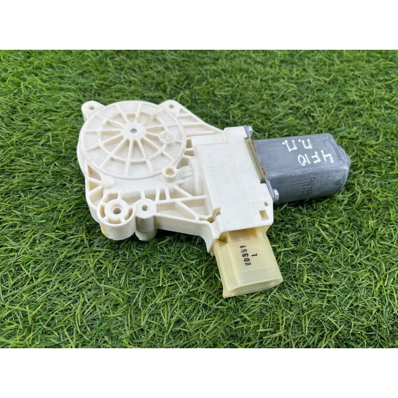 Мотор стеклоподъемника (электрика) BMW 5-series F10 2011 3.0 N55B30 51337271564