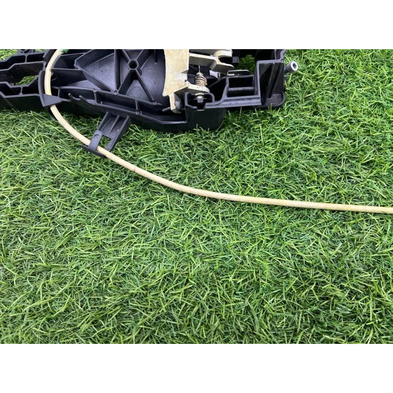 Кронштейн ручки дверей (кузов і елементи) BMW 3-series E93 2010 3.0 N52 51227199835