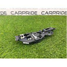 Кронштейн ручки двери