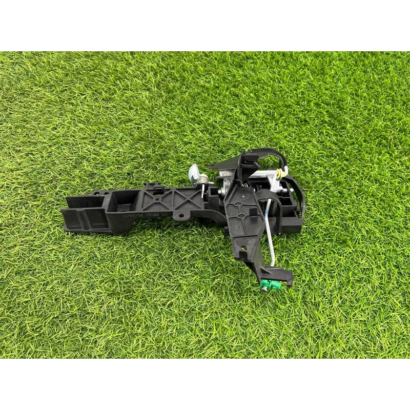 Кронштейн ручки двери (кузов и элементы) FORD Explorer MK5 BB5Z7826684A