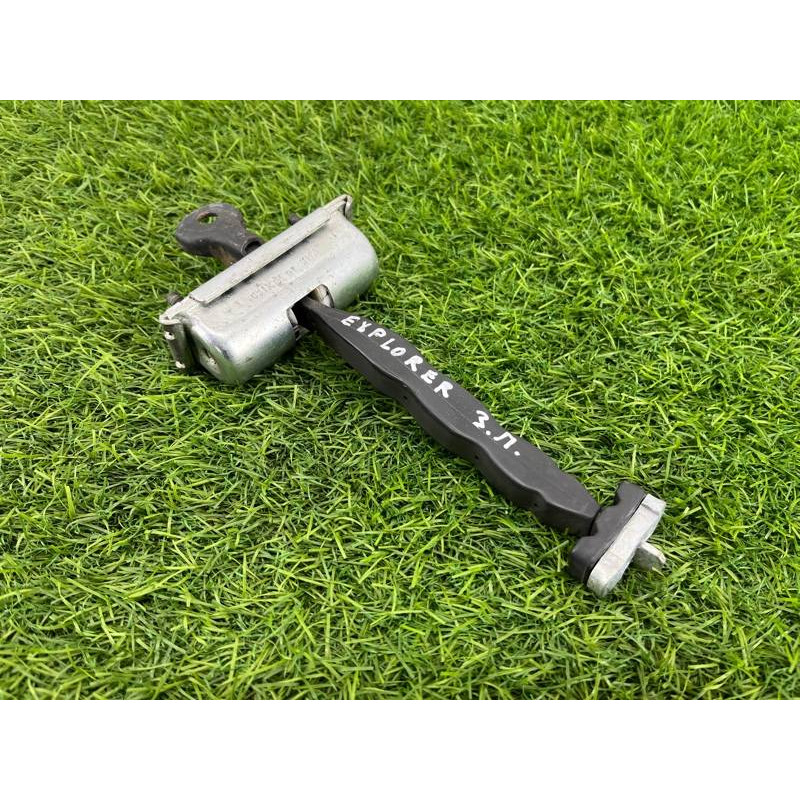 Ограничитель двери (кузов и элементы) FORD Explorer MK5 BB5Z7827204A