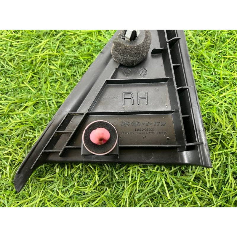 Молдинг двери (уголок) внутренний (кузов и элементы) Hyundai Sonata YF 839203S000RY