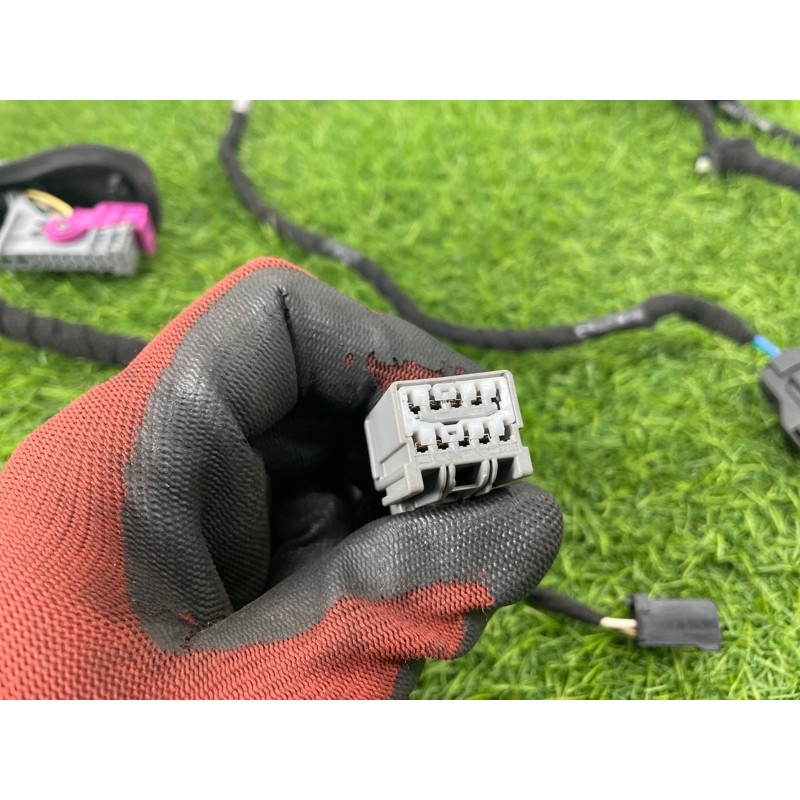 Проводка дверная (электрика) Cadillac Xt5 1 2016 3.6 84389073