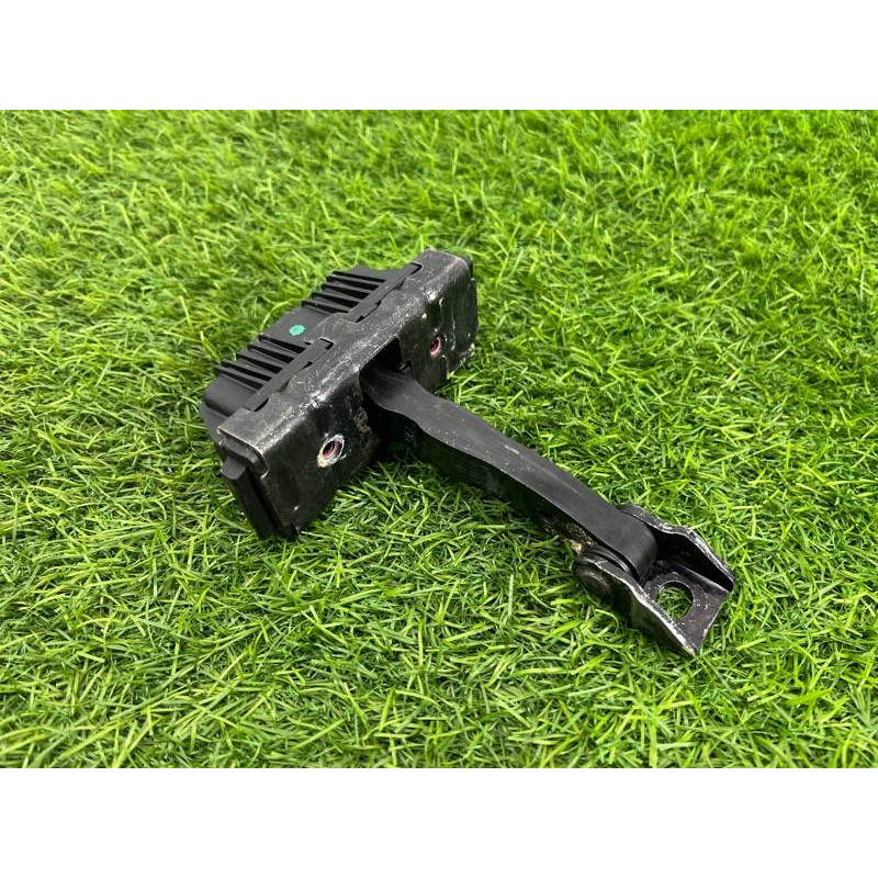 Обмежувач дверей (кузов і елементи) BMW 3-series E93 2010 3.0 N52 51217193671