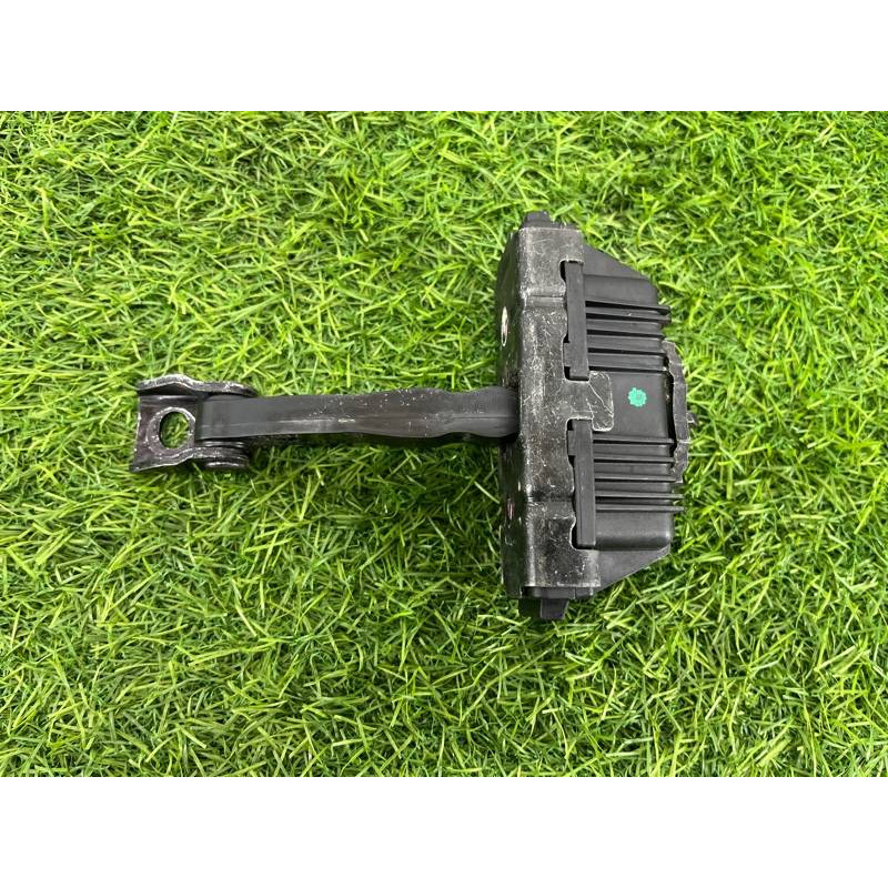 Обмежувач дверей (кузов і елементи) BMW 3-series E93 2010 3.0 N52 51217193671