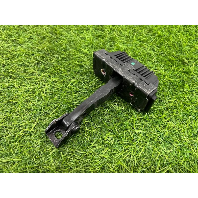 Обмежувач дверей (кузов і елементи) BMW 3-series E93 2010 3.0 N52 51217193671