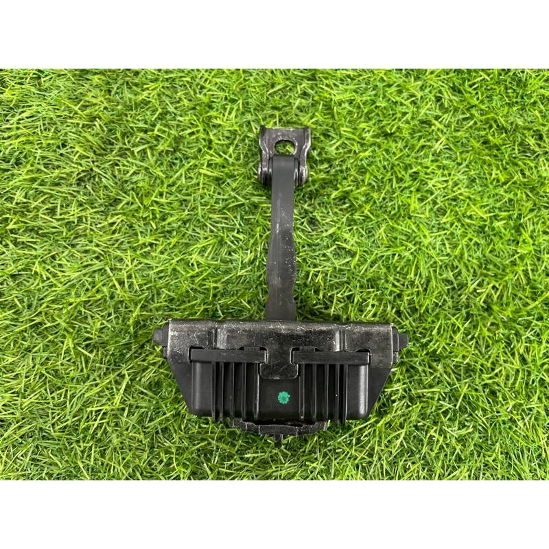 Обмежувач дверей (кузов і елементи) BMW 3-series E93 2010 3.0 N52 51217193671