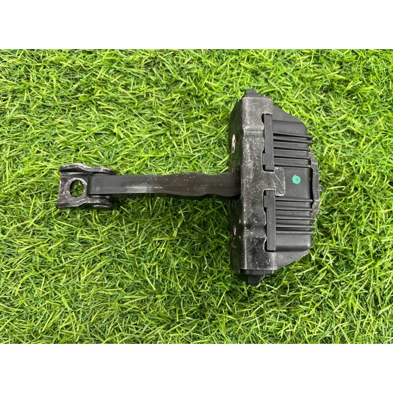 Обмежувач дверей (кузов і елементи) BMW 3-series E93 2010 3.0 N52 51217193671