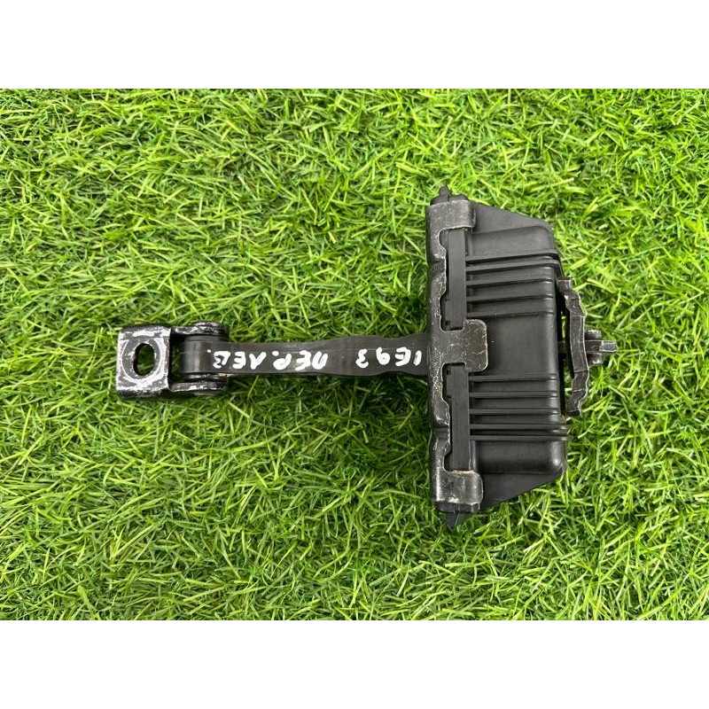 Обмежувач дверей (кузов і елементи) BMW 3-series E93 2010 3.0 N52 51217193671