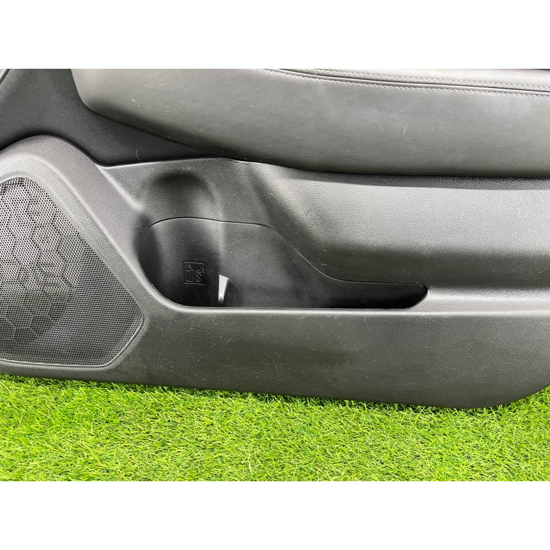 Дверная карта (салон) Subaru Legacy BN 2016 2.5 94216AL08AVH