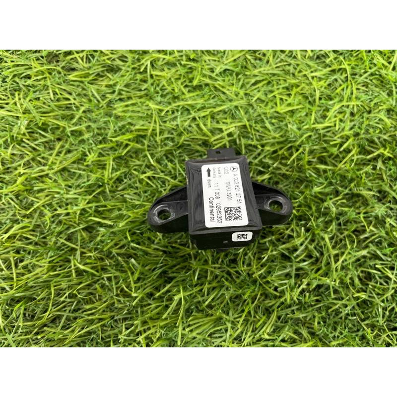 Датчик удара (электрика / датчики) Mercedes-Benz GL X164 2012 4.6 A0038212751