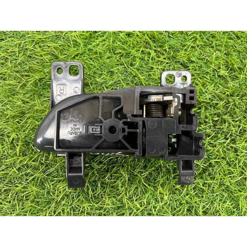 Ручка двери внутренняя (салон) Subaru OUTBACK B15 61051AL02AVH