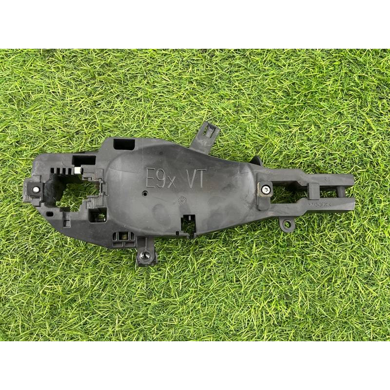 Кронштейн ручки дверей (кузов і елементи) BMW 3-series E92 2010 3.0 N54 51227199836