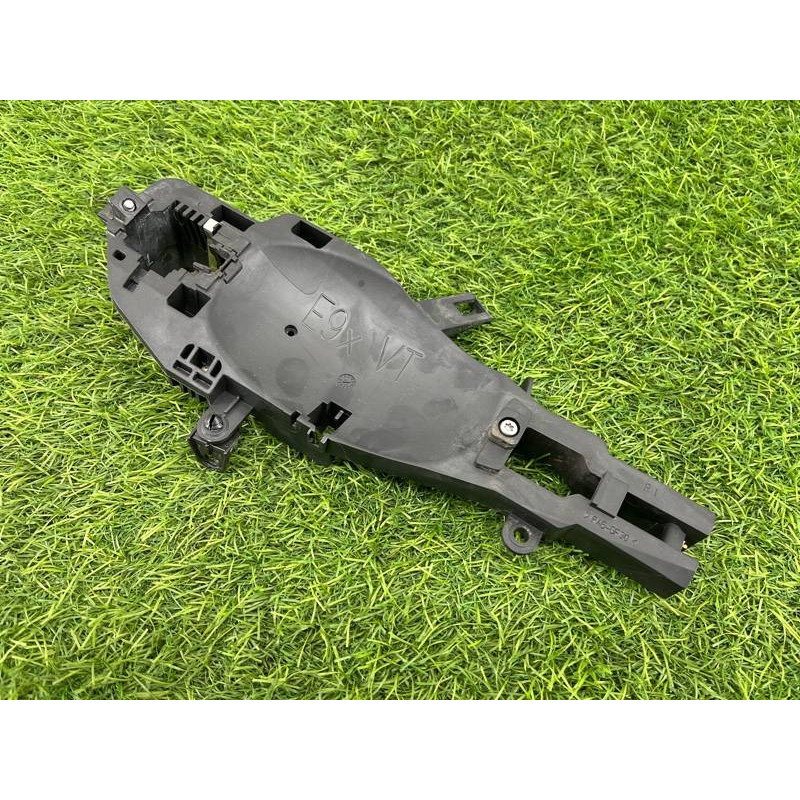 Кронштейн ручки дверей (кузов і елементи) BMW 3-series E92 2010 3.0 N54 51227199836