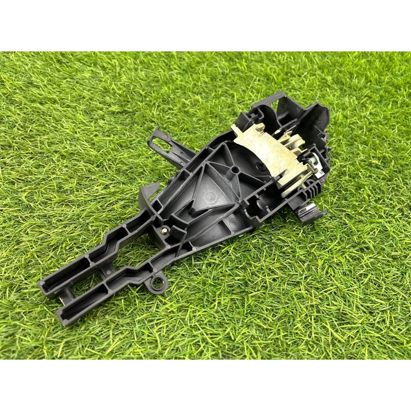 Кронштейн ручки дверей (кузов і елементи) BMW 3-series E92 2010 3.0 N54 51227199836