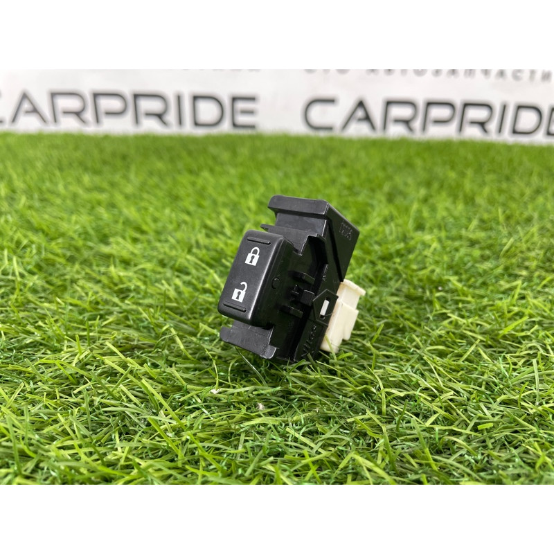 Кнопка блокировки центрального замка (электрика / кнопки) Subaru Legacy BN 2016 2.5 83078AJ000