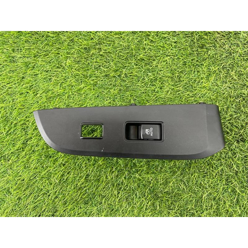 Кнопка стеклоподъемника (электрика / кнопки) Subaru Legacy BN 2016 2.5 94263AL00AVH