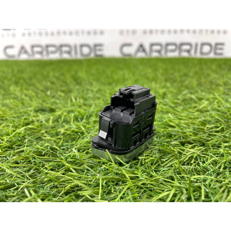 Кнопка блокировки центрального замка (электрика / кнопки) Ford Ecosport B515 2018 1.0L F1EZ14028B